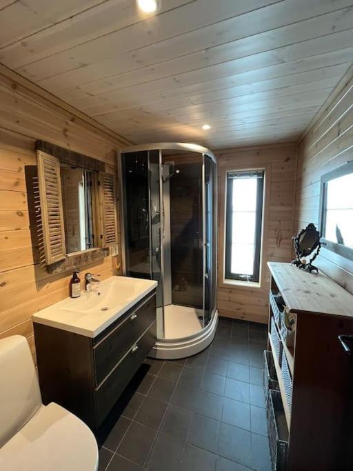 Cabin In Beautiful Surroundings At Harpefossen Нордфьордейд Екстериор снимка