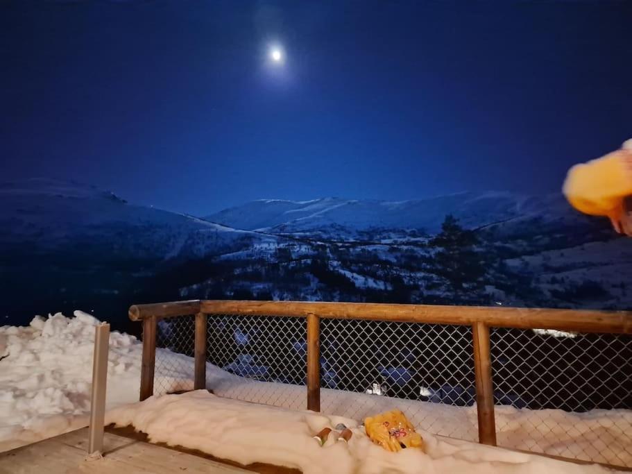 Cabin In Beautiful Surroundings At Harpefossen Нордфьордейд Екстериор снимка